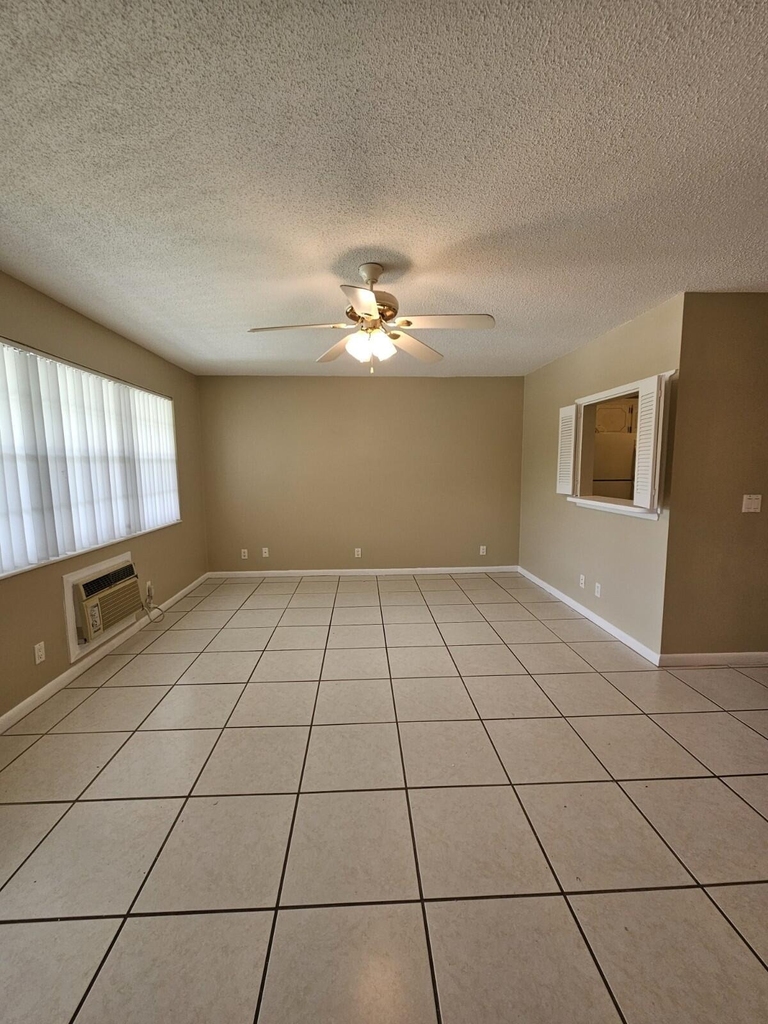 289 Camden L - Photo 1