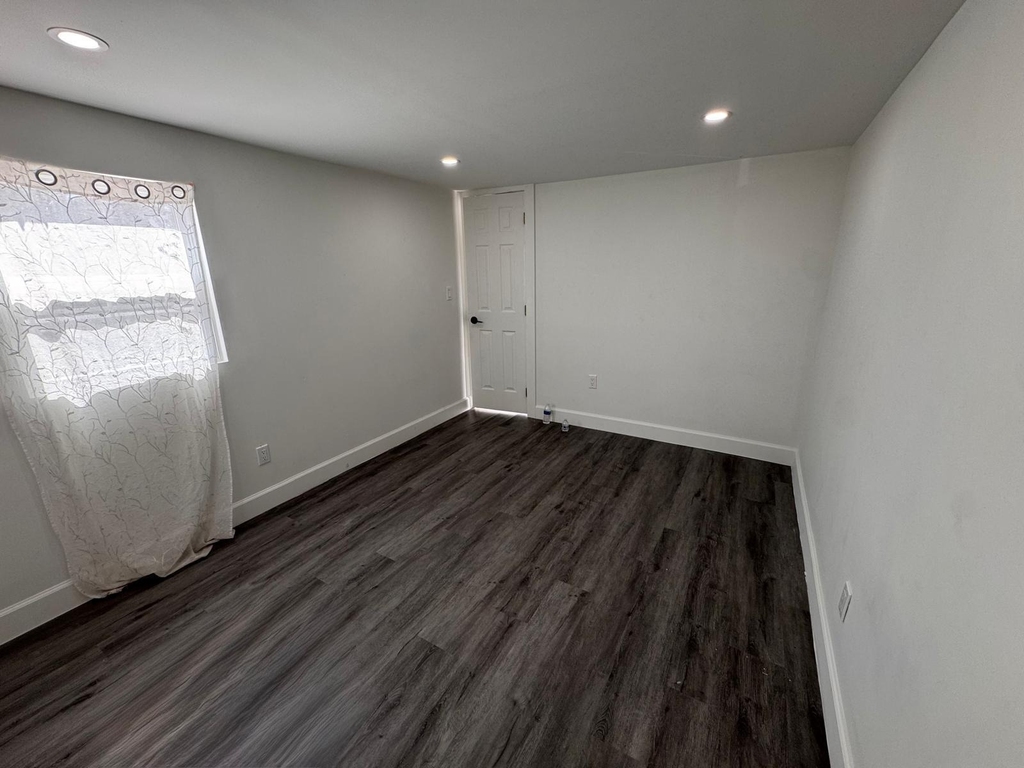 357 Hunting Club Avenue - Photo 15