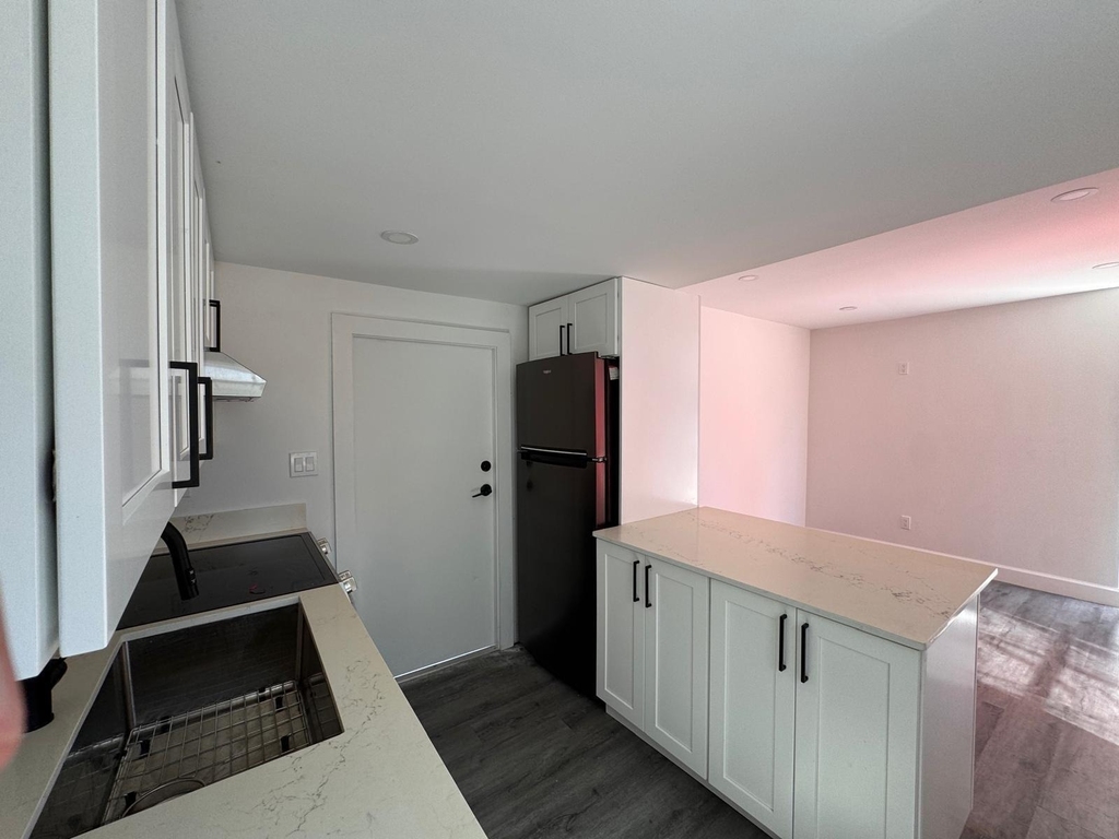 357 Hunting Club Avenue - Photo 4
