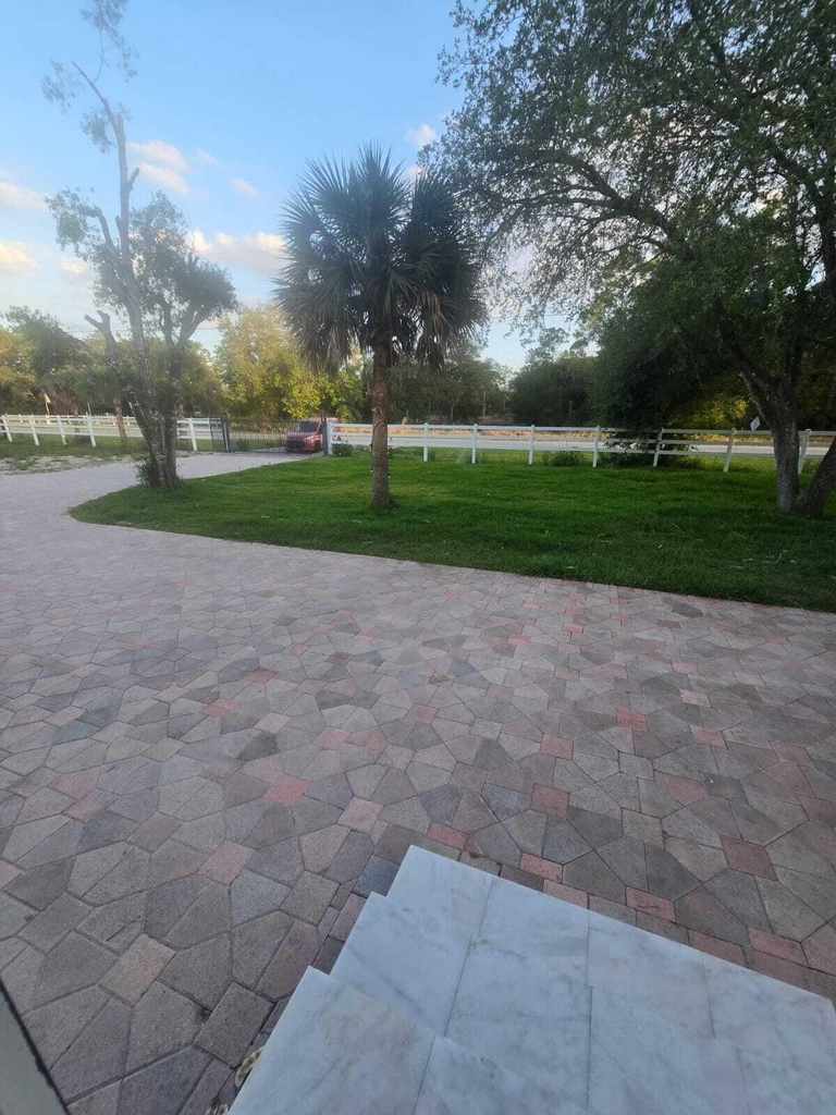 357 Hunting Club Avenue - Photo 36