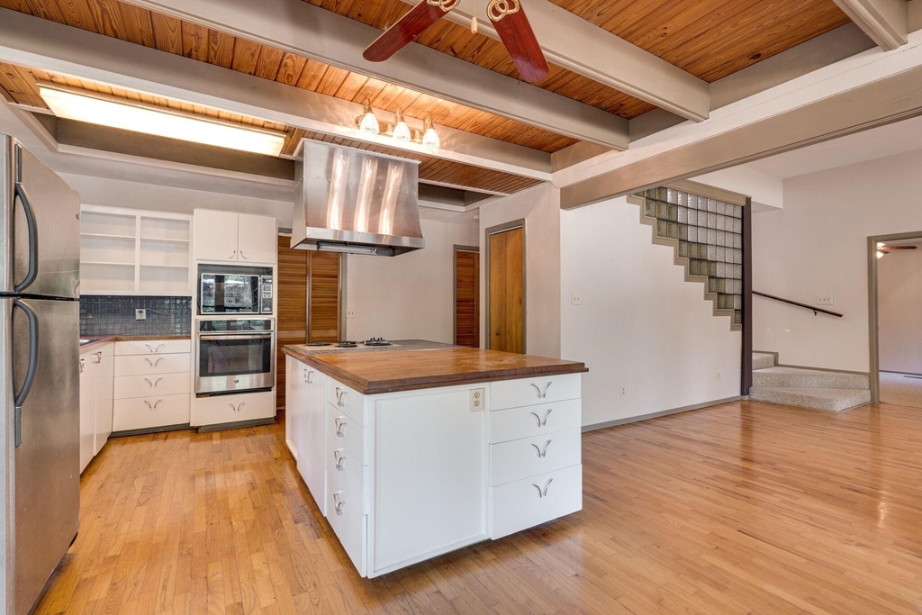 1301 Dublin Street - Photo 10