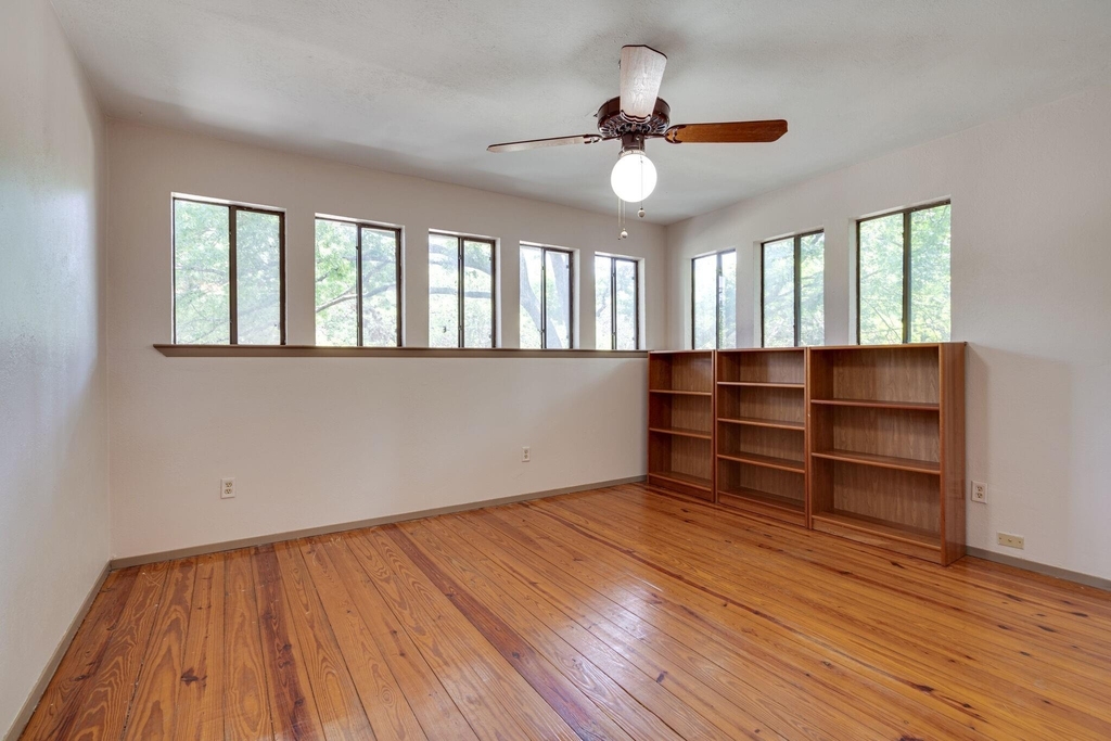 1301 Dublin Street - Photo 18