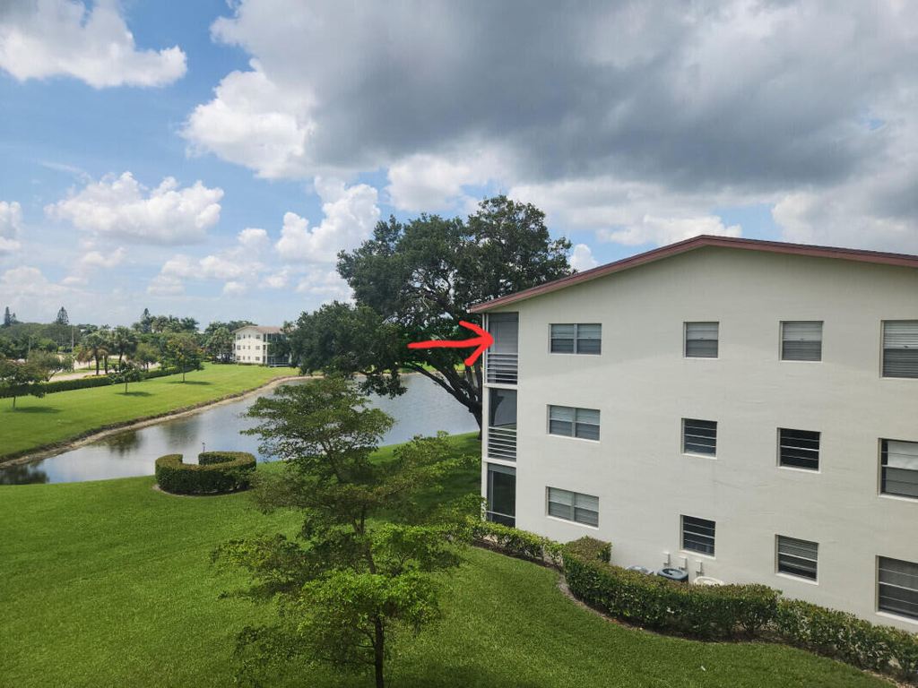 158 Preston Way - Photo 0
