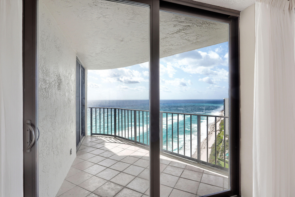 5420 N Ocean Drive - Photo 51