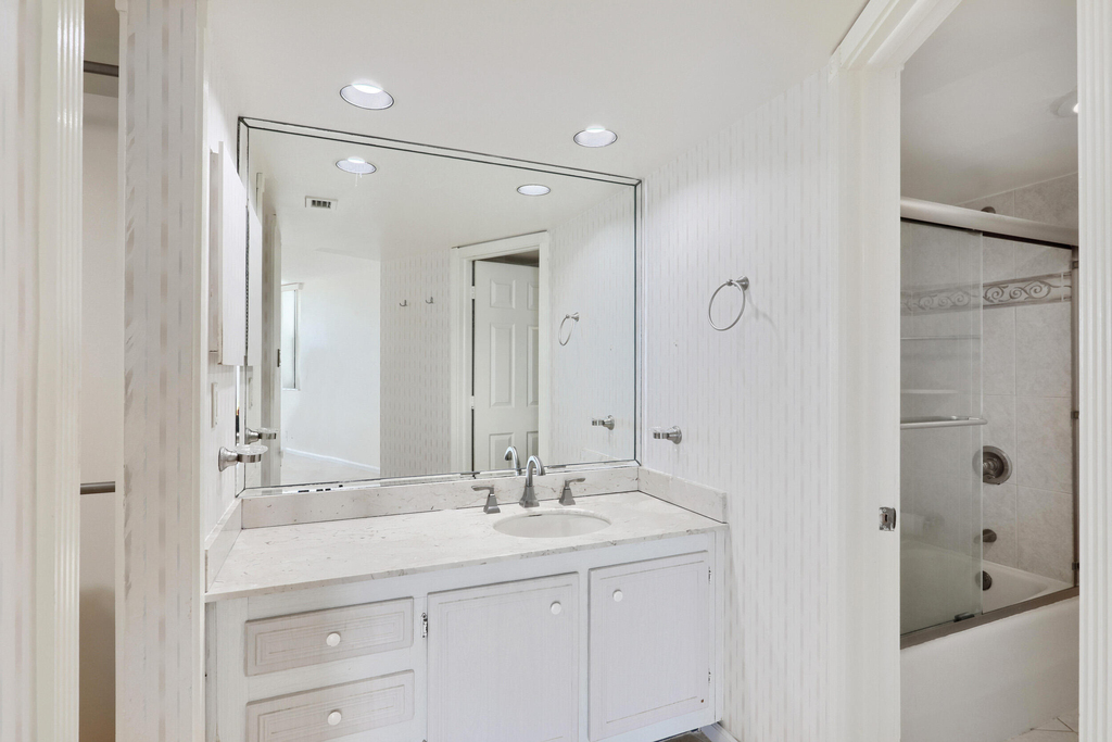 5420 N Ocean Drive - Photo 36