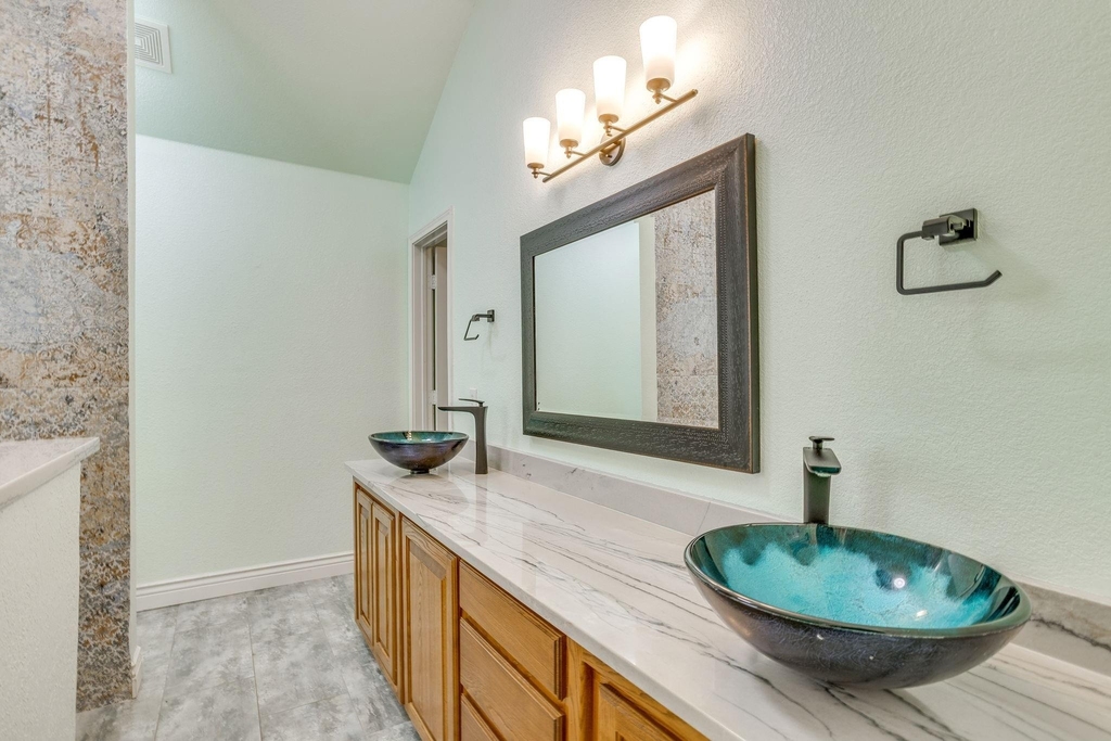 4409 New Meadow Drive - Photo 10