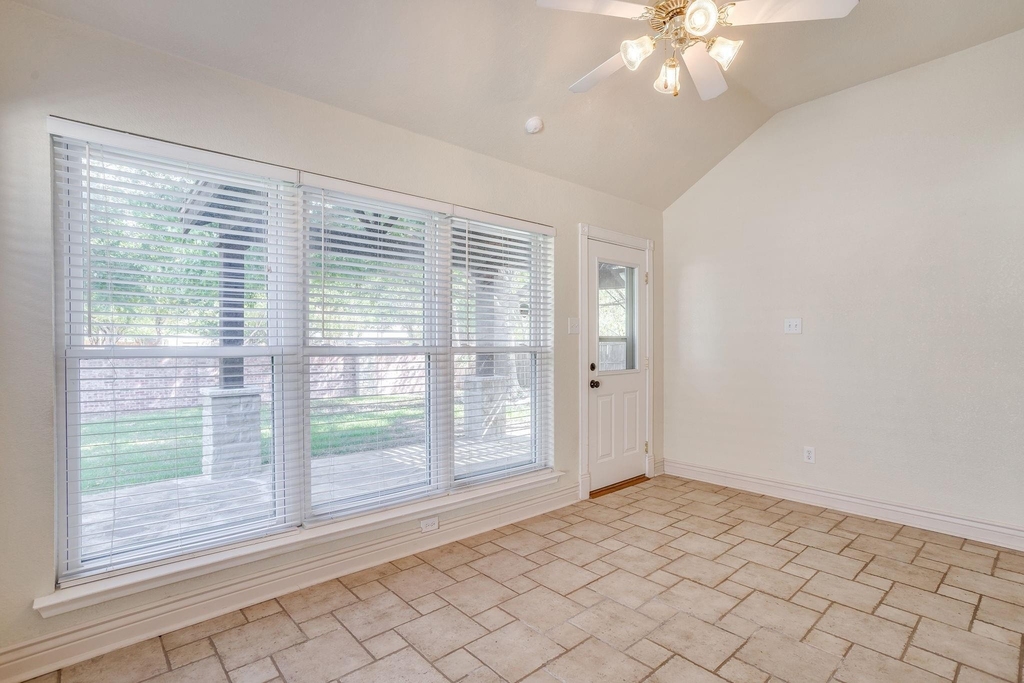 4409 New Meadow Drive - Photo 7
