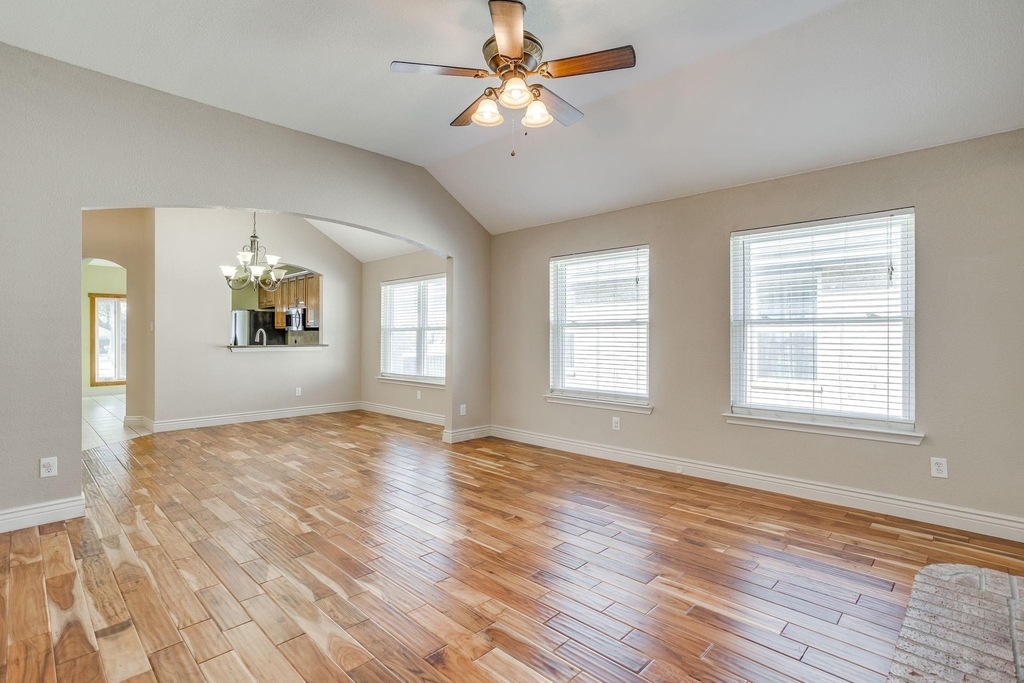 4409 New Meadow Drive - Photo 6