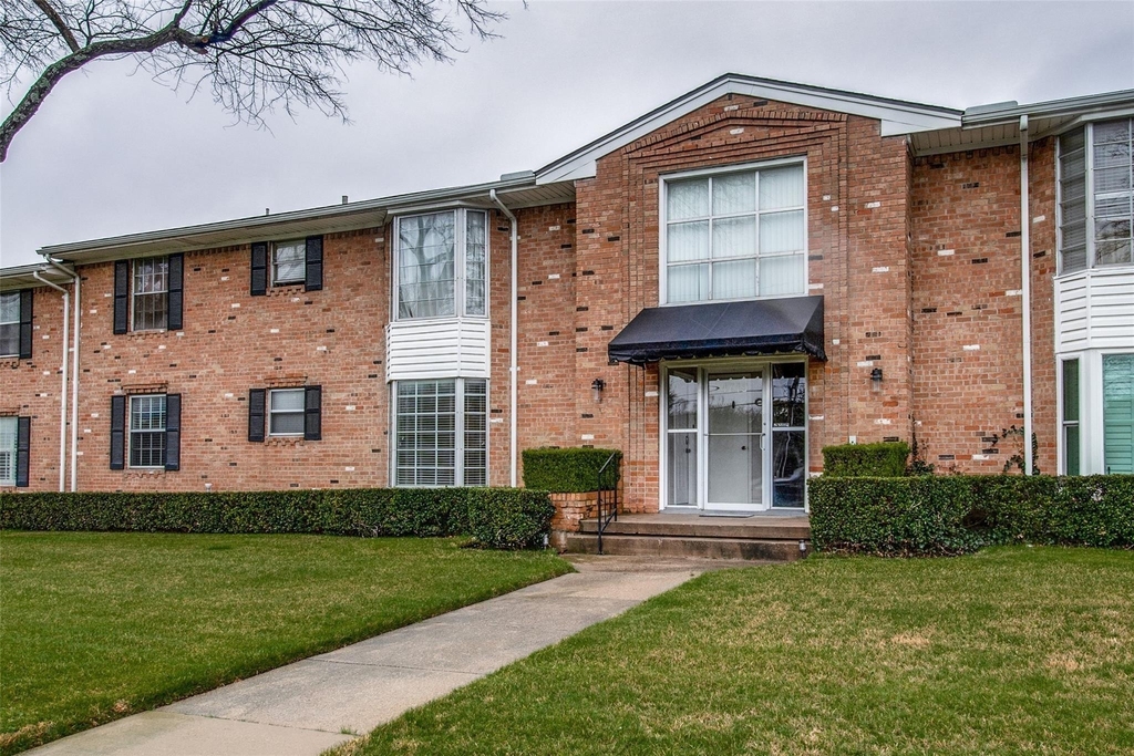 4719 Skillman Street - Photo 18