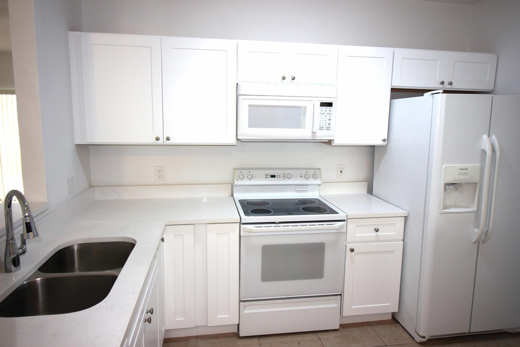 1145 Golden Lakes Boulevard - Photo 18