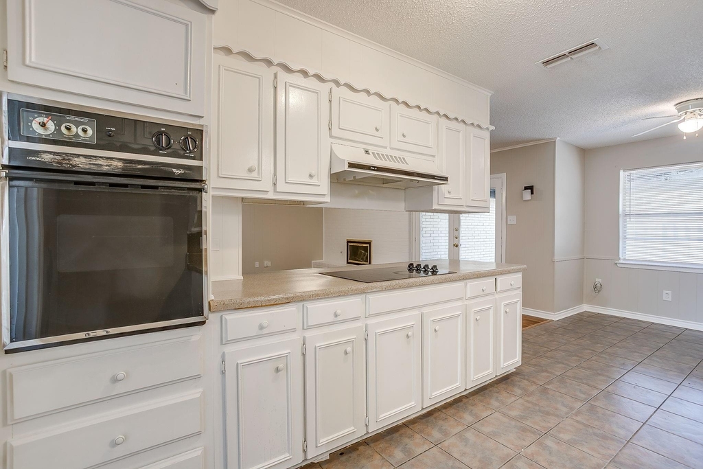 6528 Winifred Drive - Photo 6