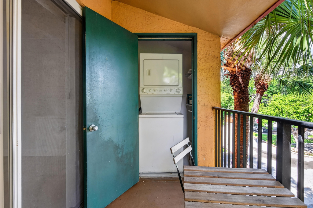 10765 Cleary Boulevard - Photo 25