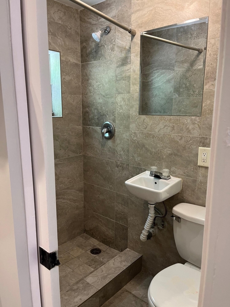 275 Nw 32nd Street - Photo 5