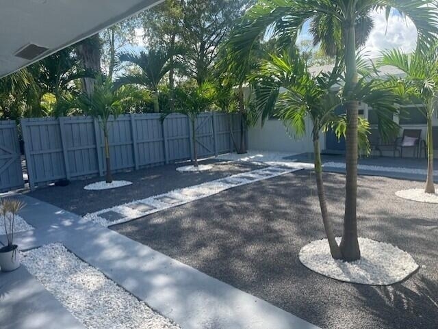 275 Nw 32nd Street - Photo 7