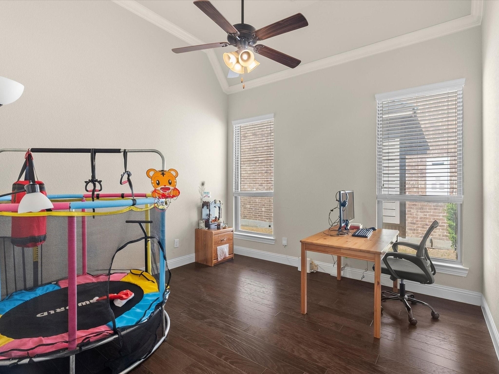 4704 Bonfire Way - Photo 3