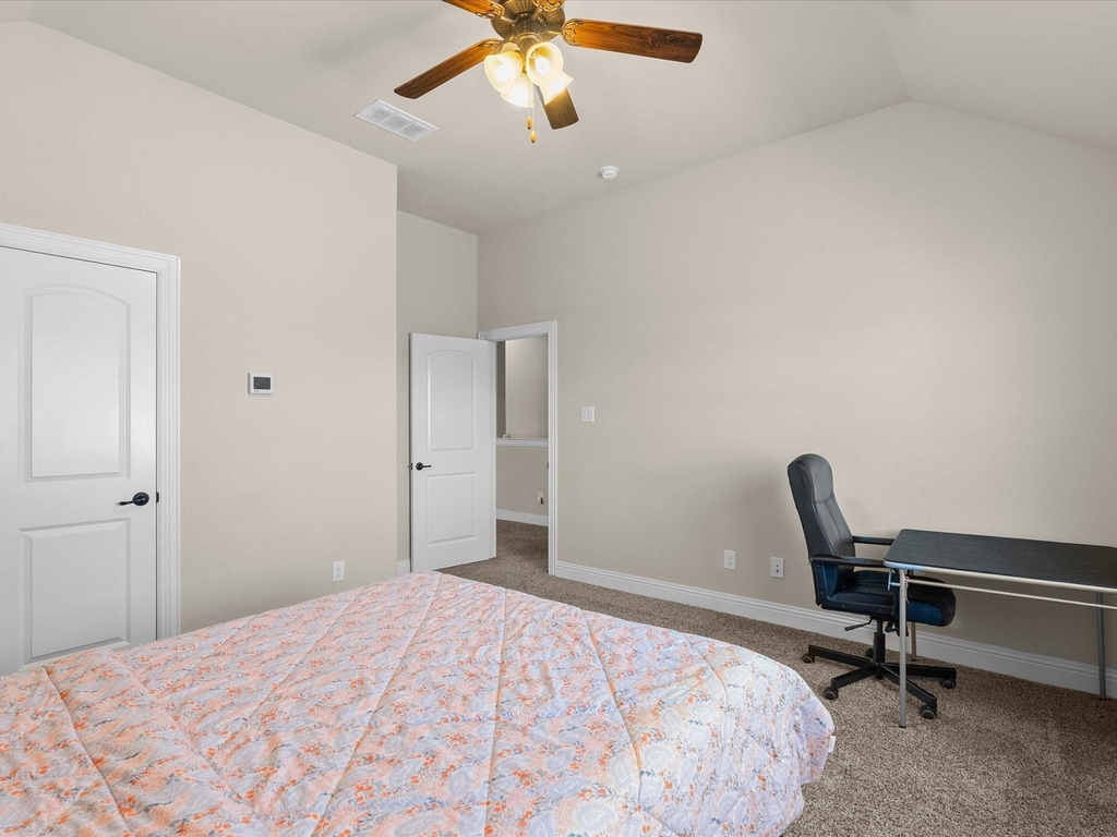 4704 Bonfire Way - Photo 27