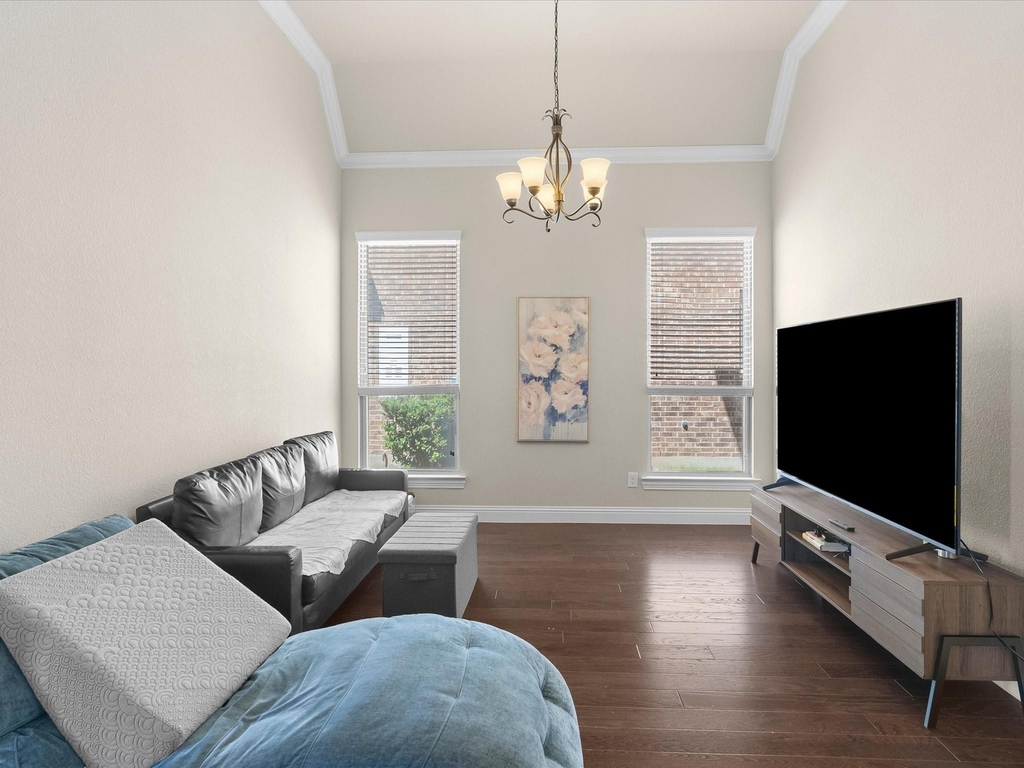 4704 Bonfire Way - Photo 4