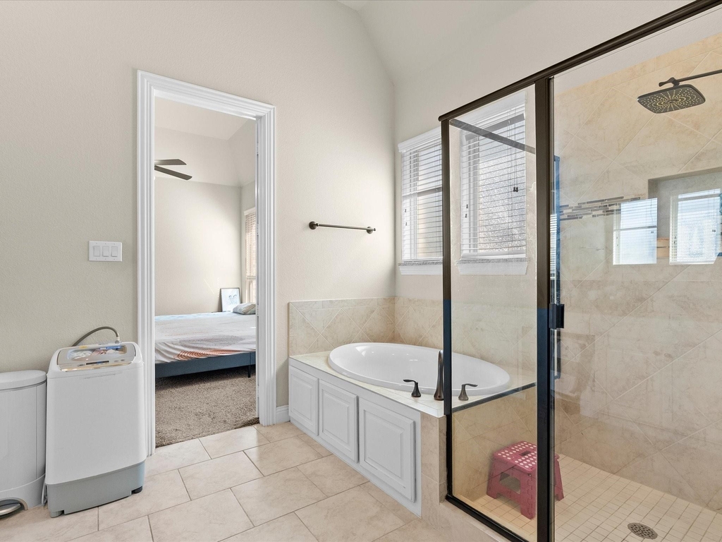 4704 Bonfire Way - Photo 22