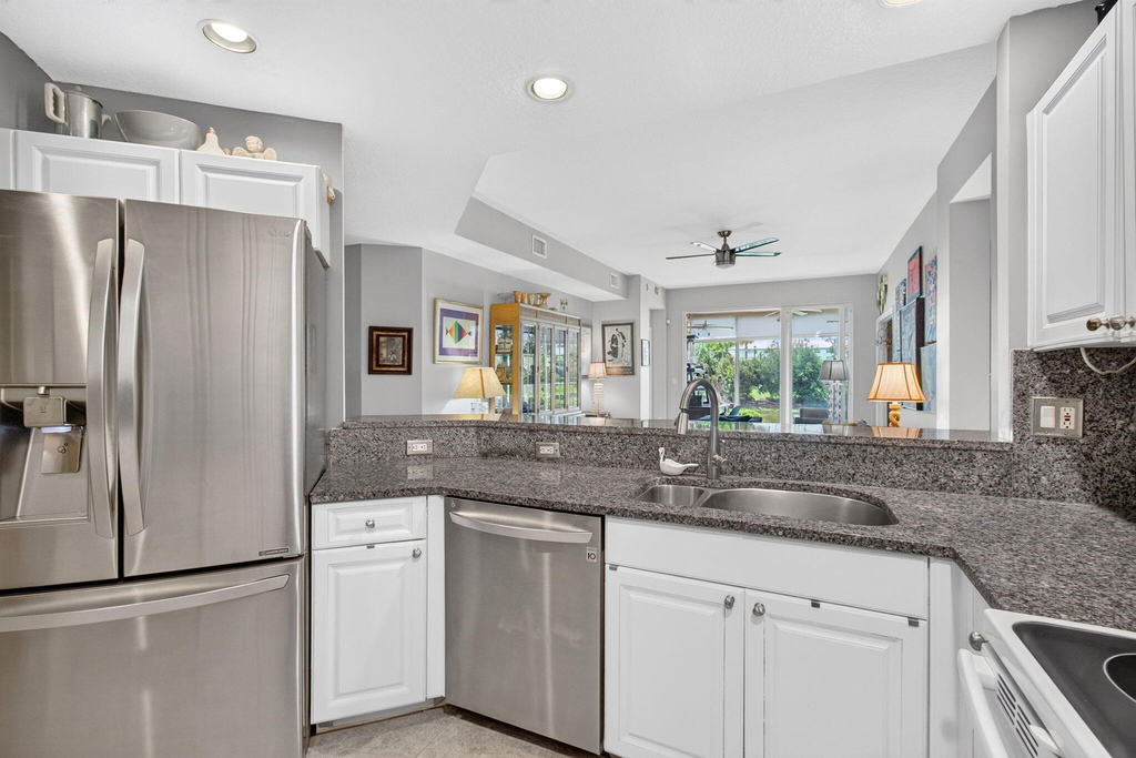 12418 Crystal Pointe Drive - Photo 25