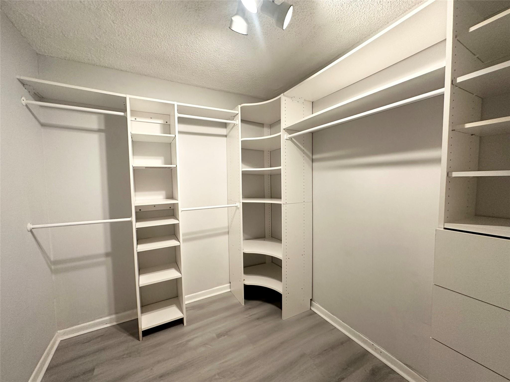 10461 Nw 12th Court - Photo 9