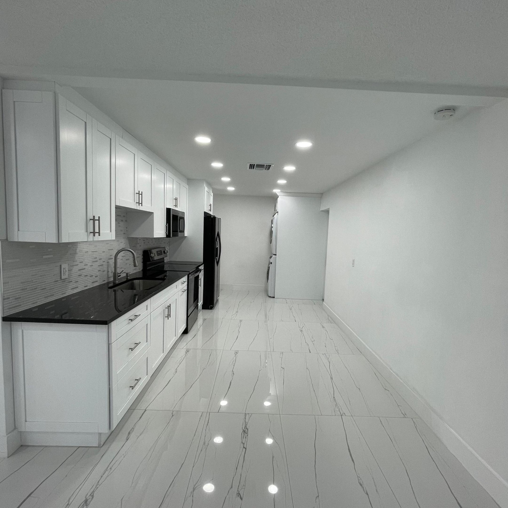 528 N Margaret Court - Photo 9
