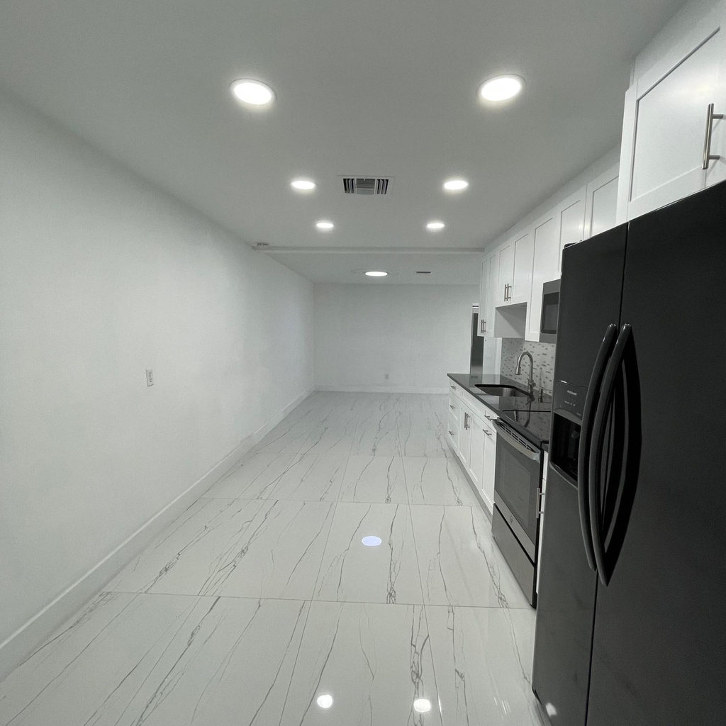 528 N Margaret Court - Photo 11