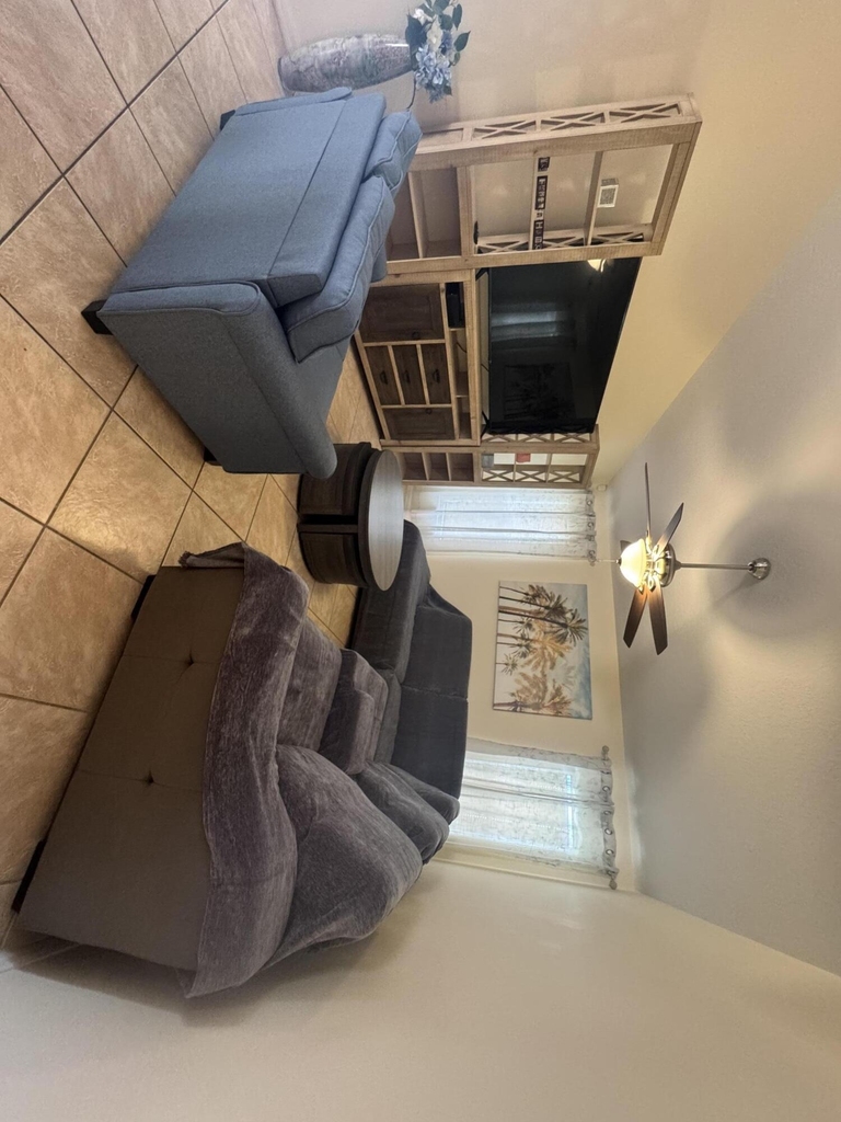 1145 11th Street Sw - Photo 3