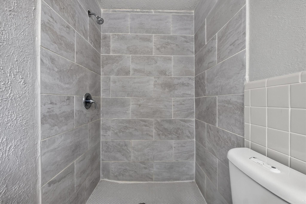 4902 Inverness Avenue - Photo 20