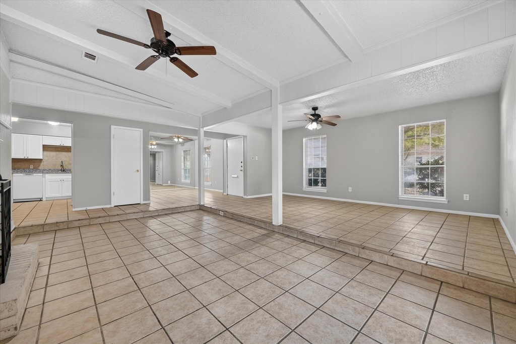 4902 Inverness Avenue - Photo 3