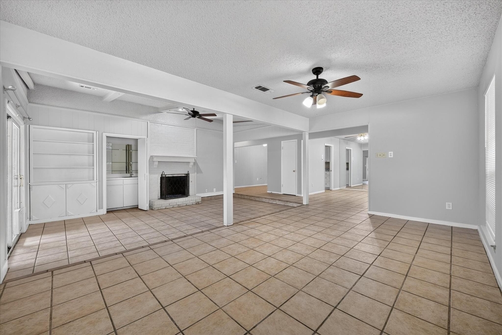 4902 Inverness Avenue - Photo 5