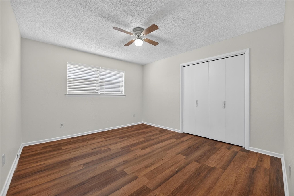 4900 Inverness Avenue - Photo 18