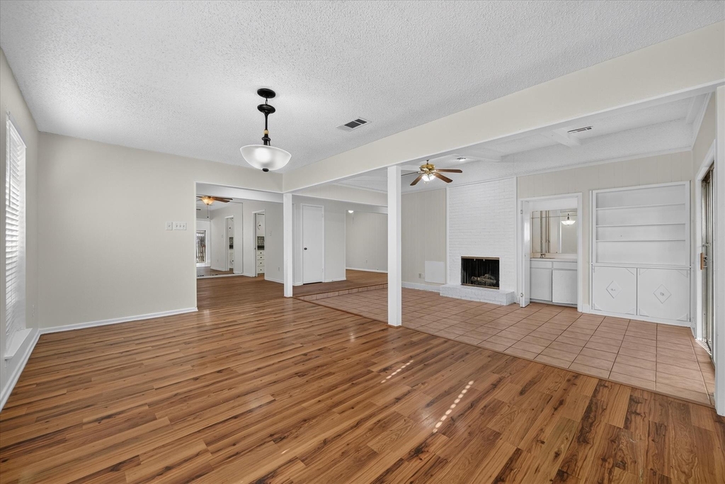 4900 Inverness Avenue - Photo 3