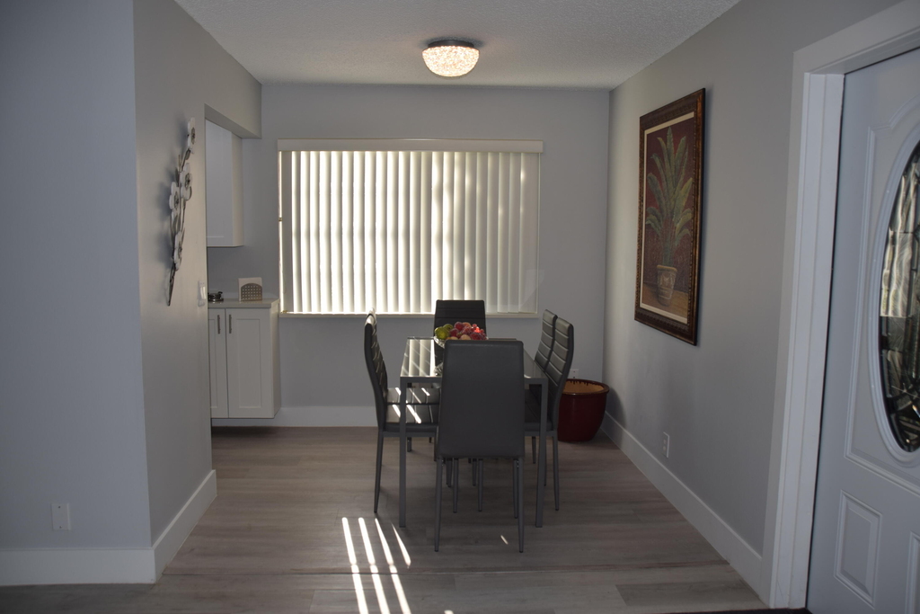 460 Durham P - Photo 4