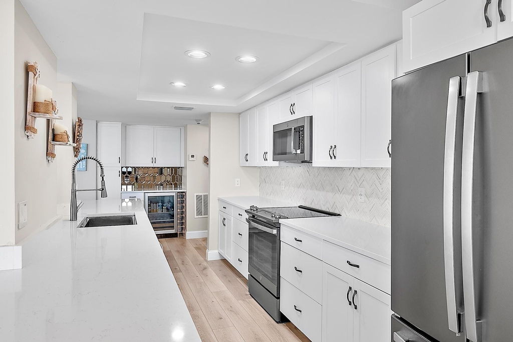 5460 N Ocean Drive - Photo 3