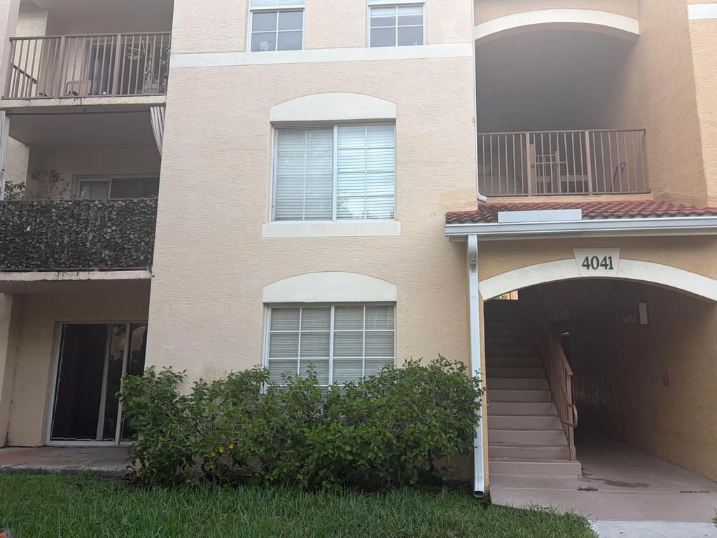 4041 San Marino Boulevard - Photo 3
