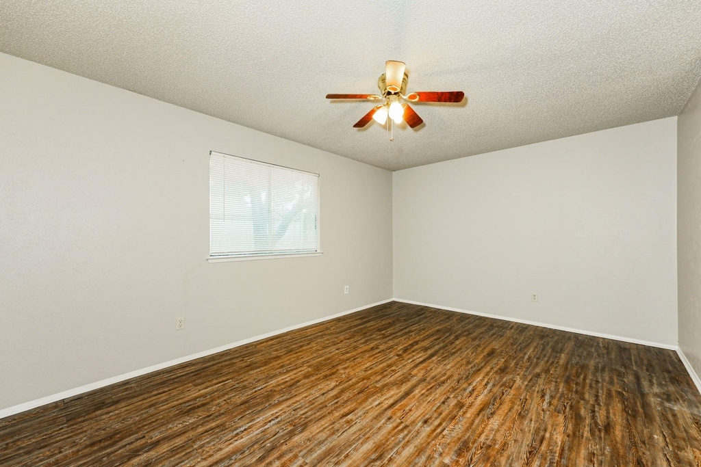 218 Long Shadow Lane - Photo 8