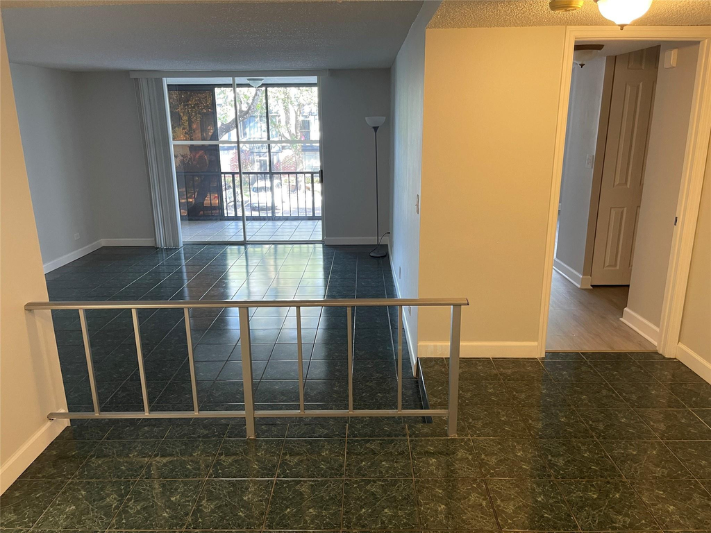 3740 Inverrary Drive - Photo 3