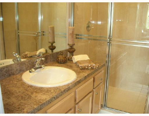 6733 Coral Lake Drive - Photo 15