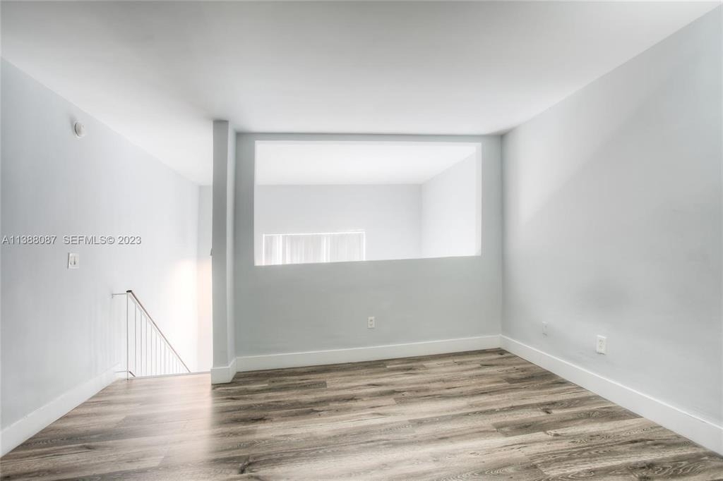 10907 N Kendall Drive - Photo 7