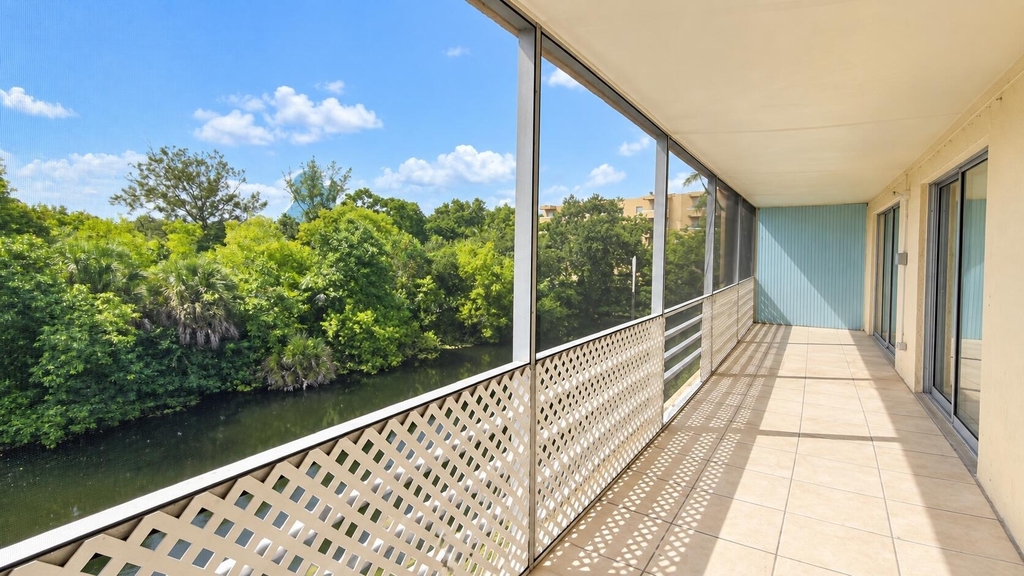4131 Stirling - Photo 11