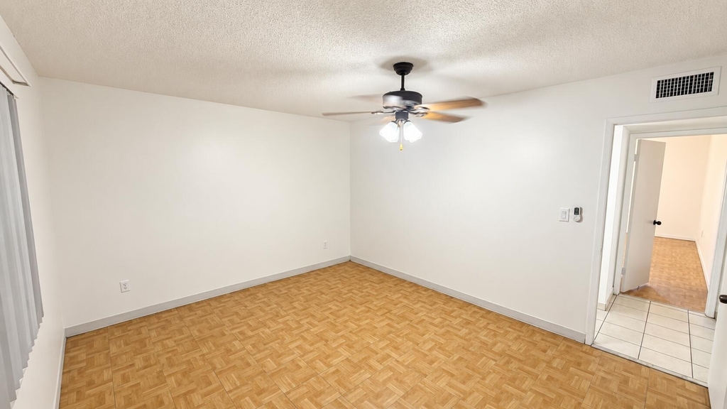 4131 Stirling - Photo 8