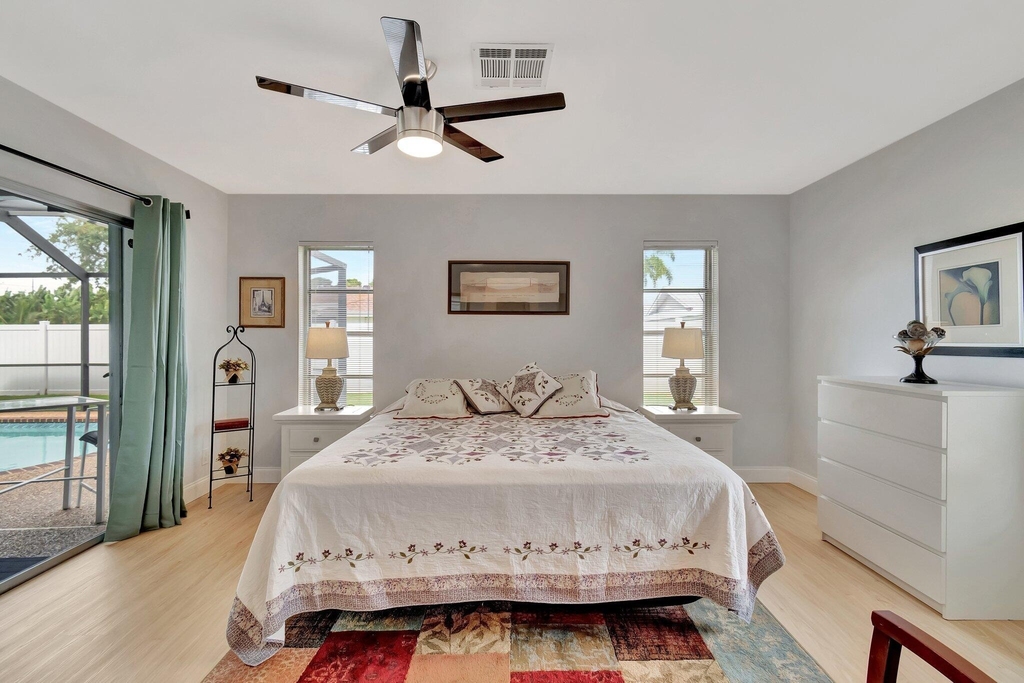 577 Sw 24th Avenue - Photo 14
