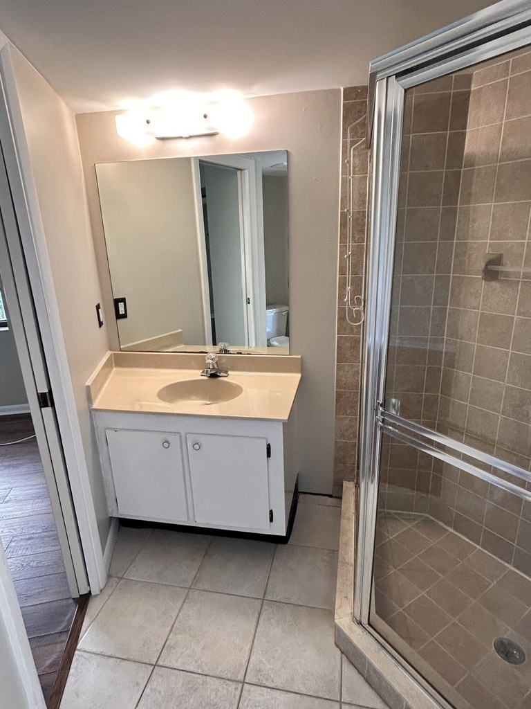 2481 Ne Collins Circle - Photo 3