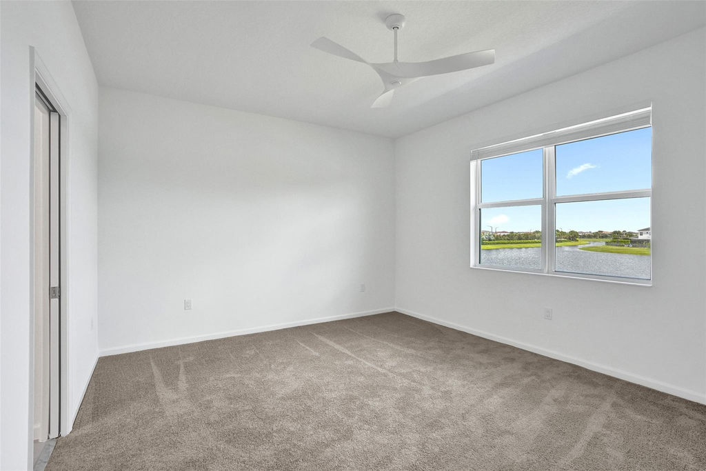 4676 Longwood Lake Square - Photo 15