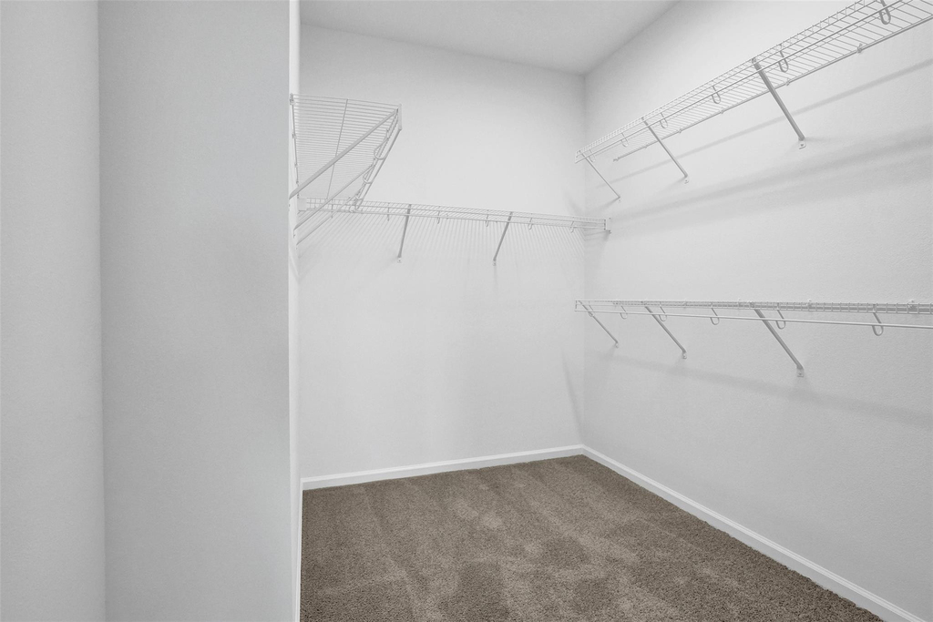 4676 Longwood Lake Square - Photo 19