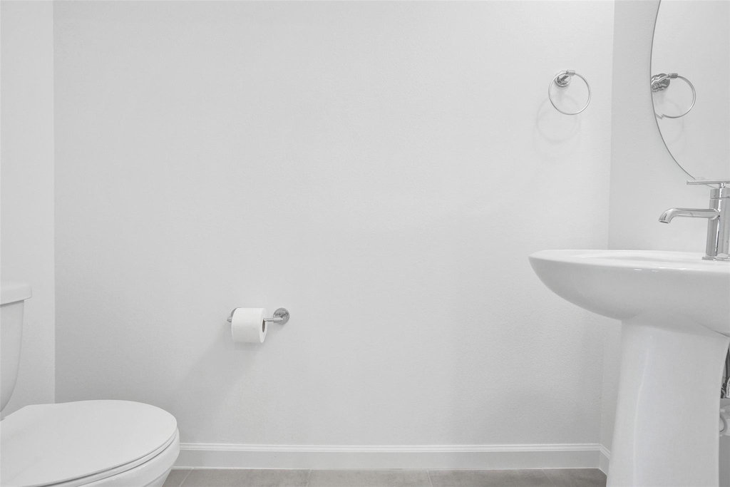 4676 Longwood Lake Square - Photo 13