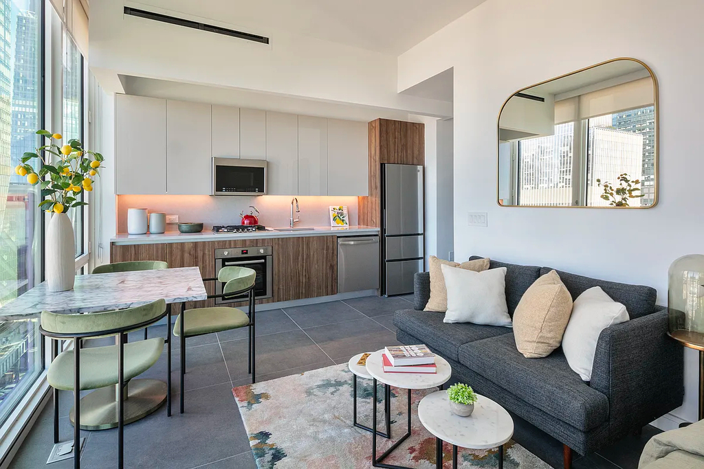 606 West 30th Street - Photo 5