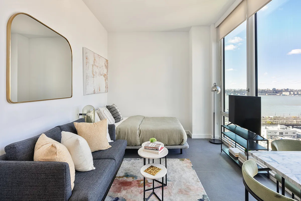 606 West 30th Street - Photo 4