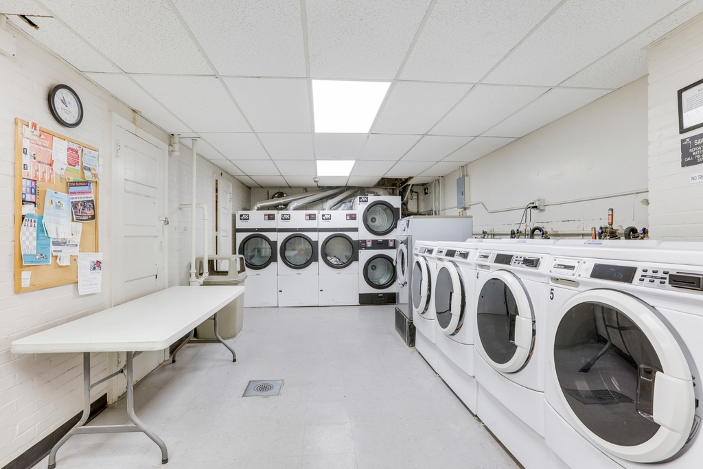 825 West End Avenue - Photo 10