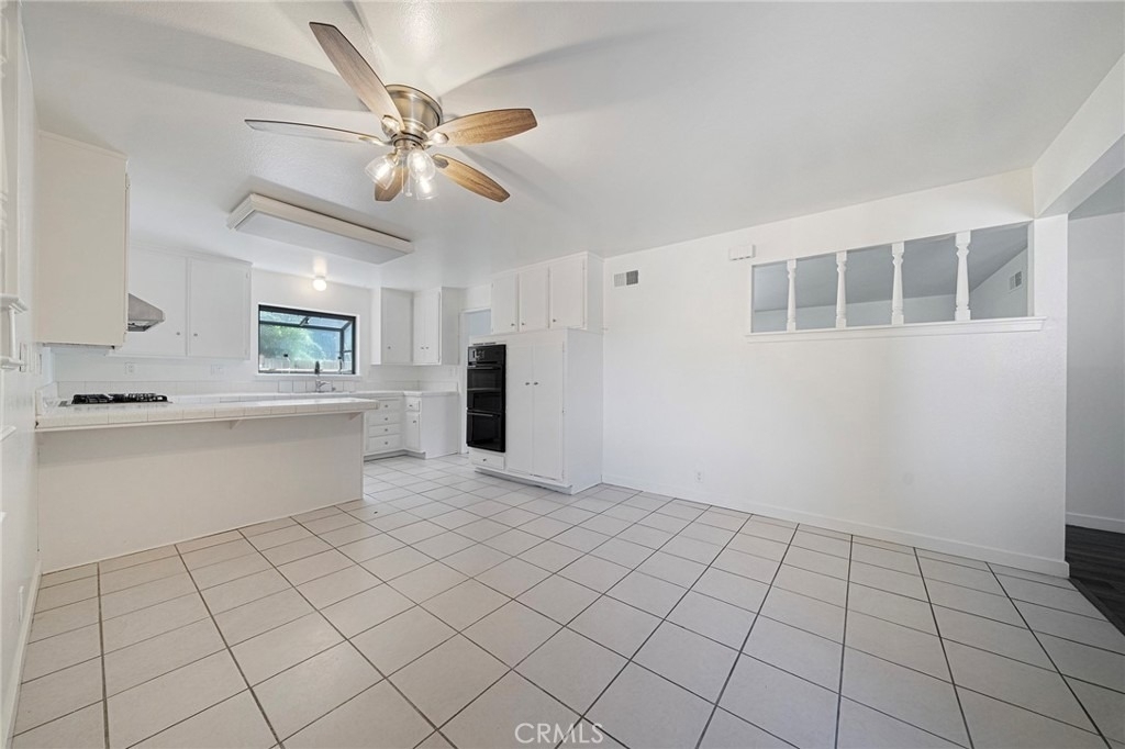 9628 Mariposa Avenue - Photo 11